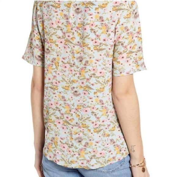 Something Navy Arielle Charnas Floral Top Size XS - Picture 3 of 10